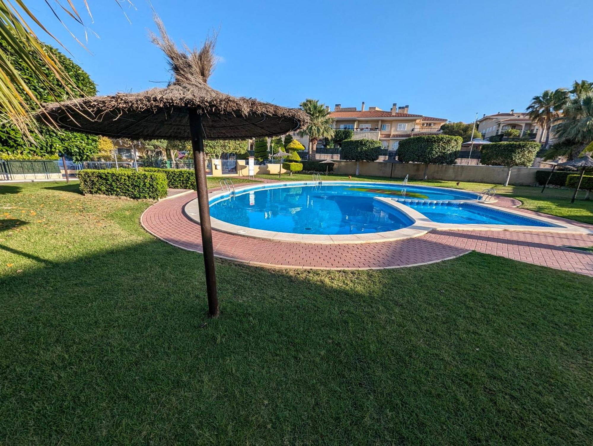Сasa de vacaciones Disfruta De La Playa Y Piscina, Acogedora Casa *